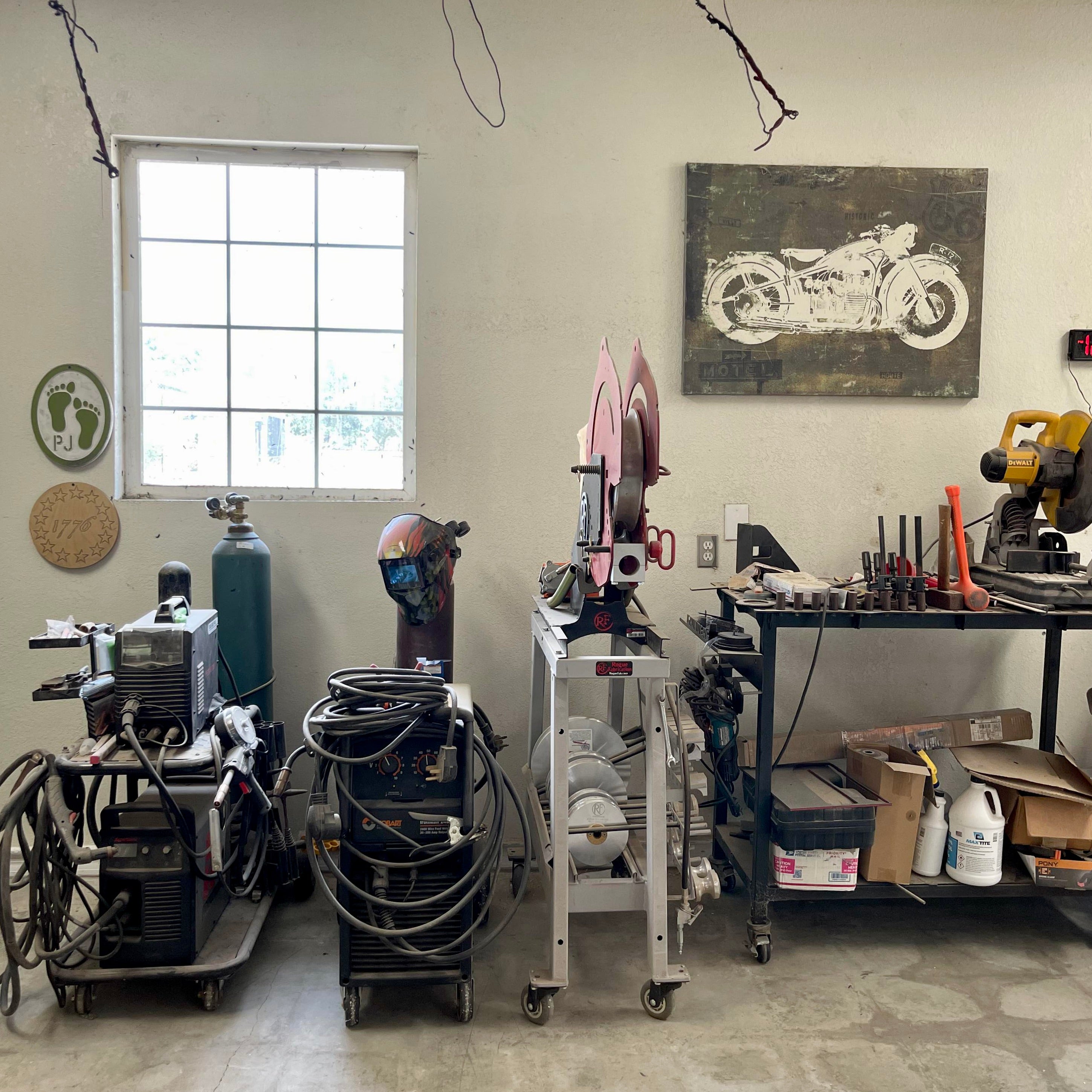 T&T CNC Workshop Close Up
