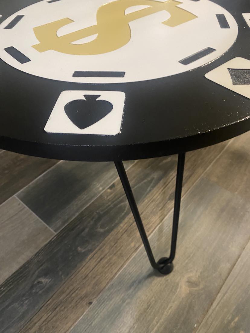 Casino Chip Poly Side Table - Detail