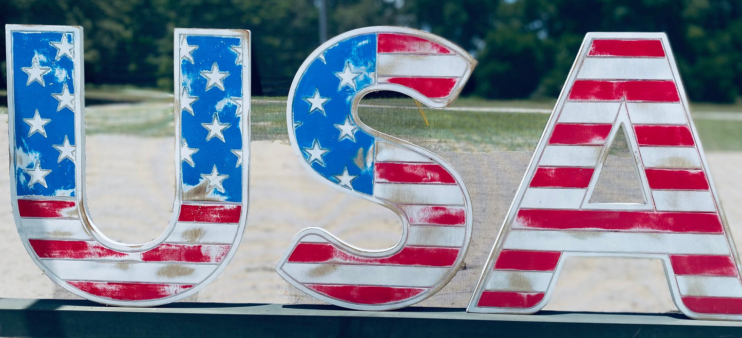 USA Distressed Finish Yard Art